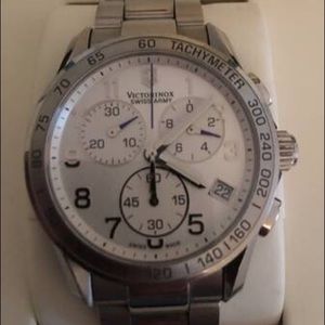 Men’s Swiss Army Victornox watch